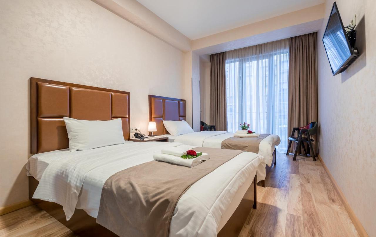 Aura Hotel Tbilisi Ngoại thất bức ảnh
