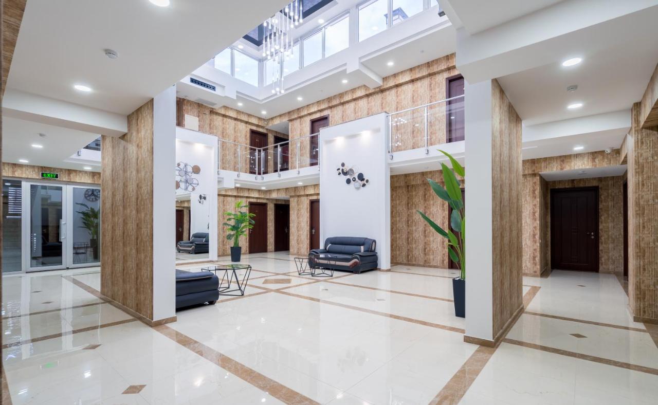 Aura Hotel Tbilisi Ngoại thất bức ảnh