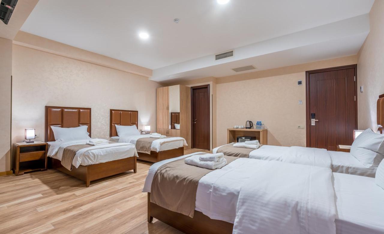 Aura Hotel Tbilisi Ngoại thất bức ảnh