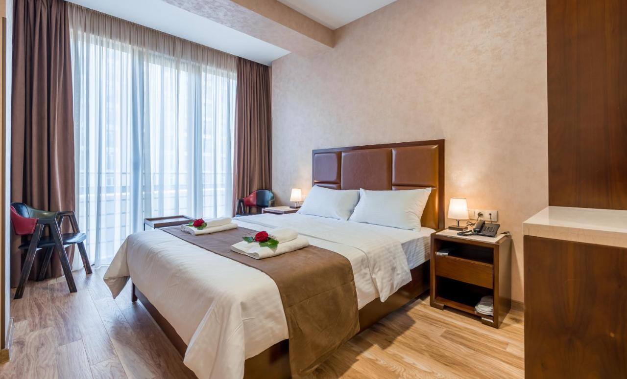 Aura Hotel Tbilisi Ngoại thất bức ảnh