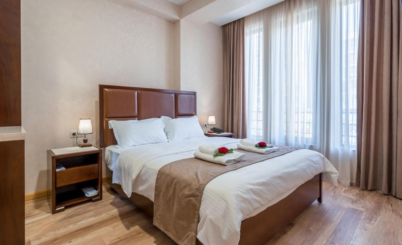 Aura Hotel Tbilisi Ngoại thất bức ảnh
